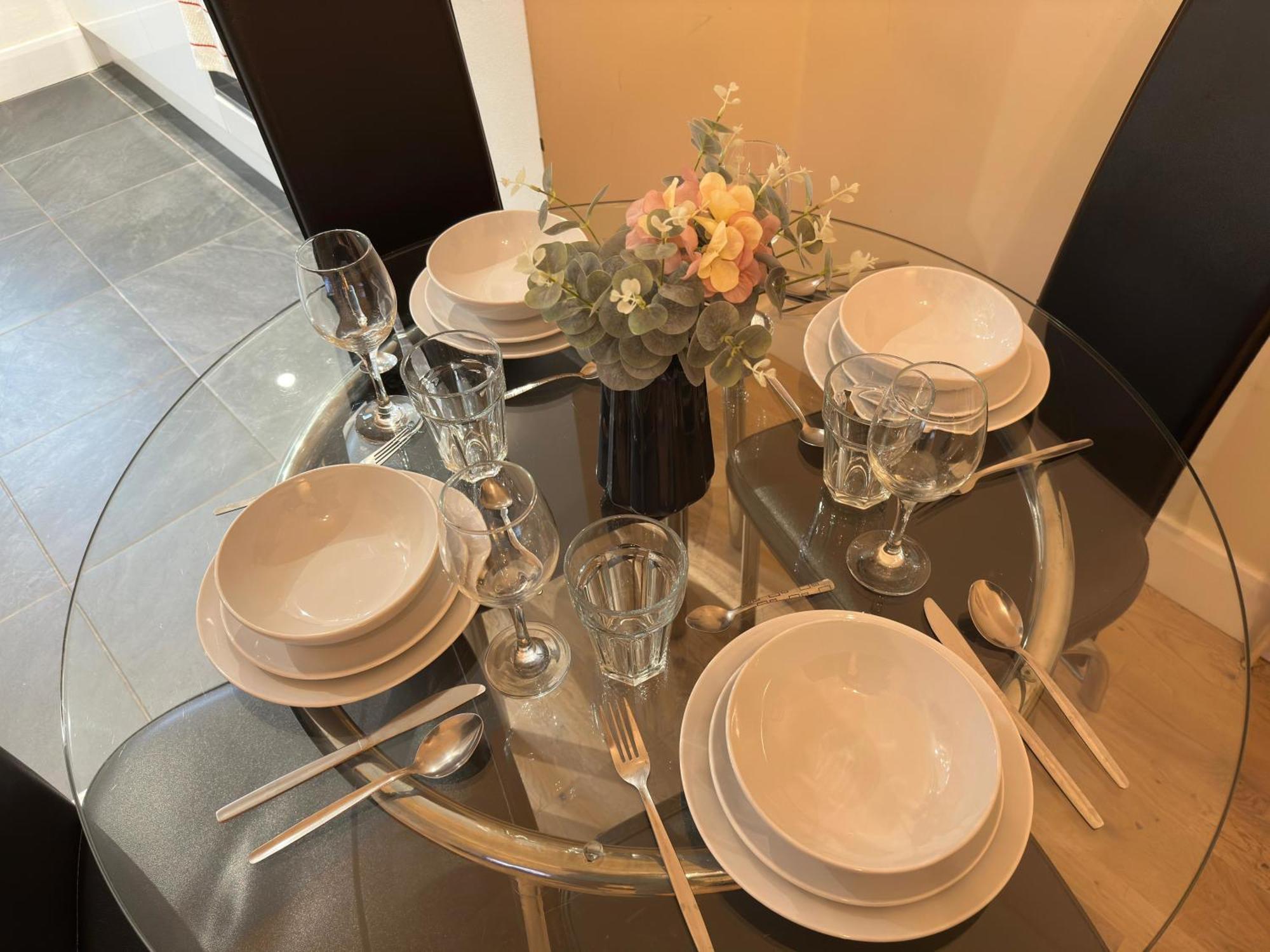 1-Bedroom Flat With Small Garden & Paid Parking In Finsbury Park, Highbury London Eksteriør bilde